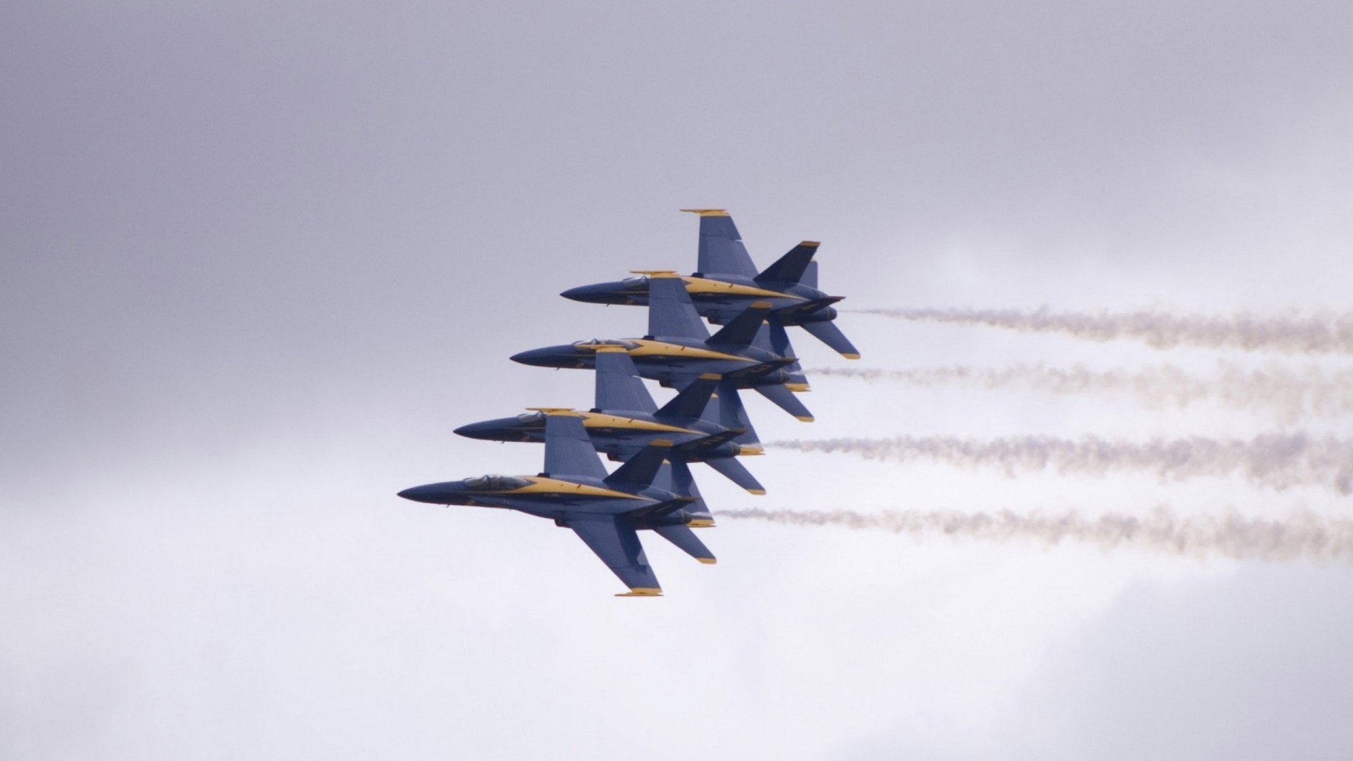 乐鱼体育-_业余爱好者疯狂热爱：全民网球运动趋势正式开启_，全名网球