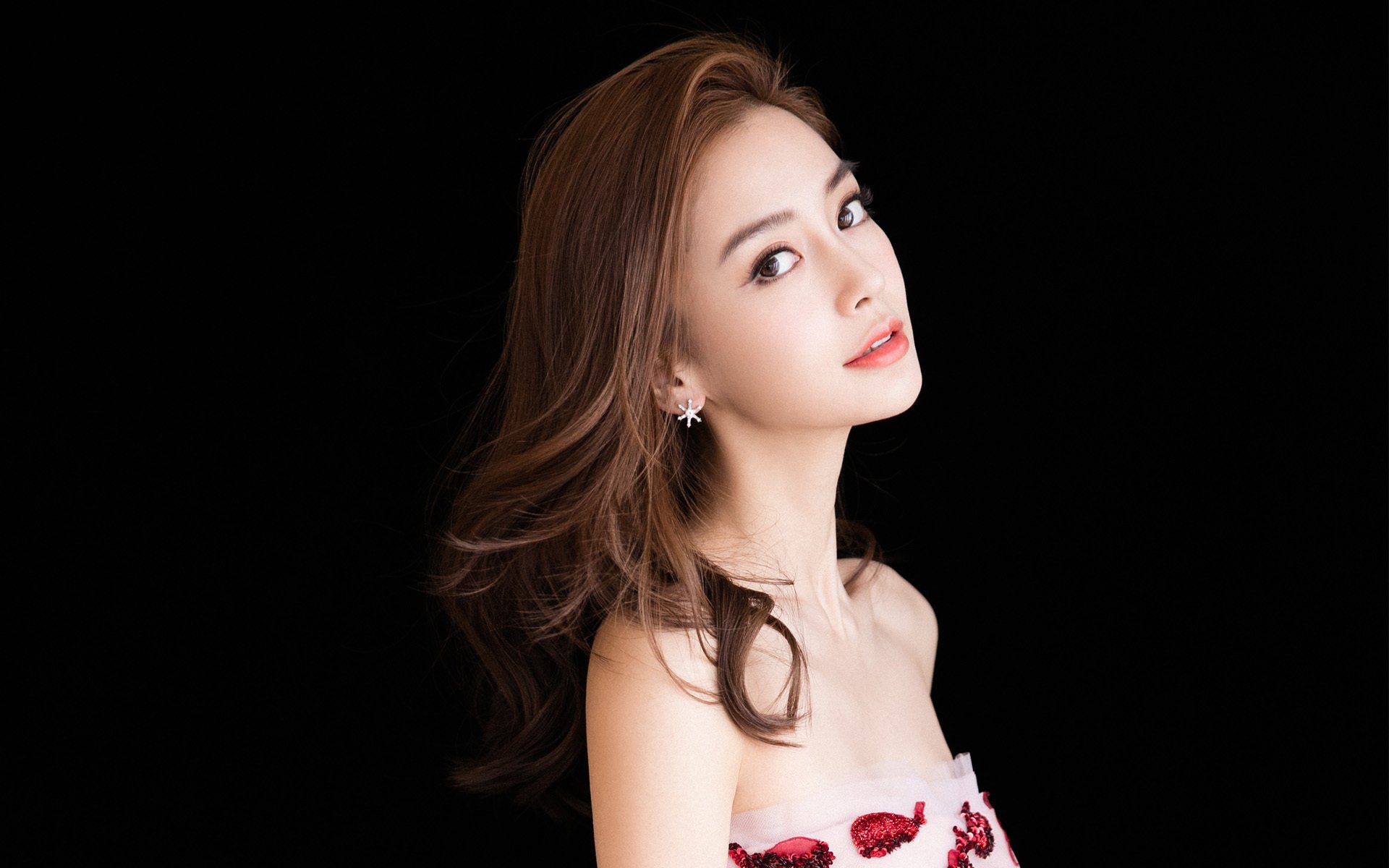 乐鱼娱乐app-哥伦比亚选手稳中求胜，胜券在握，哥伦比亚夺得季军