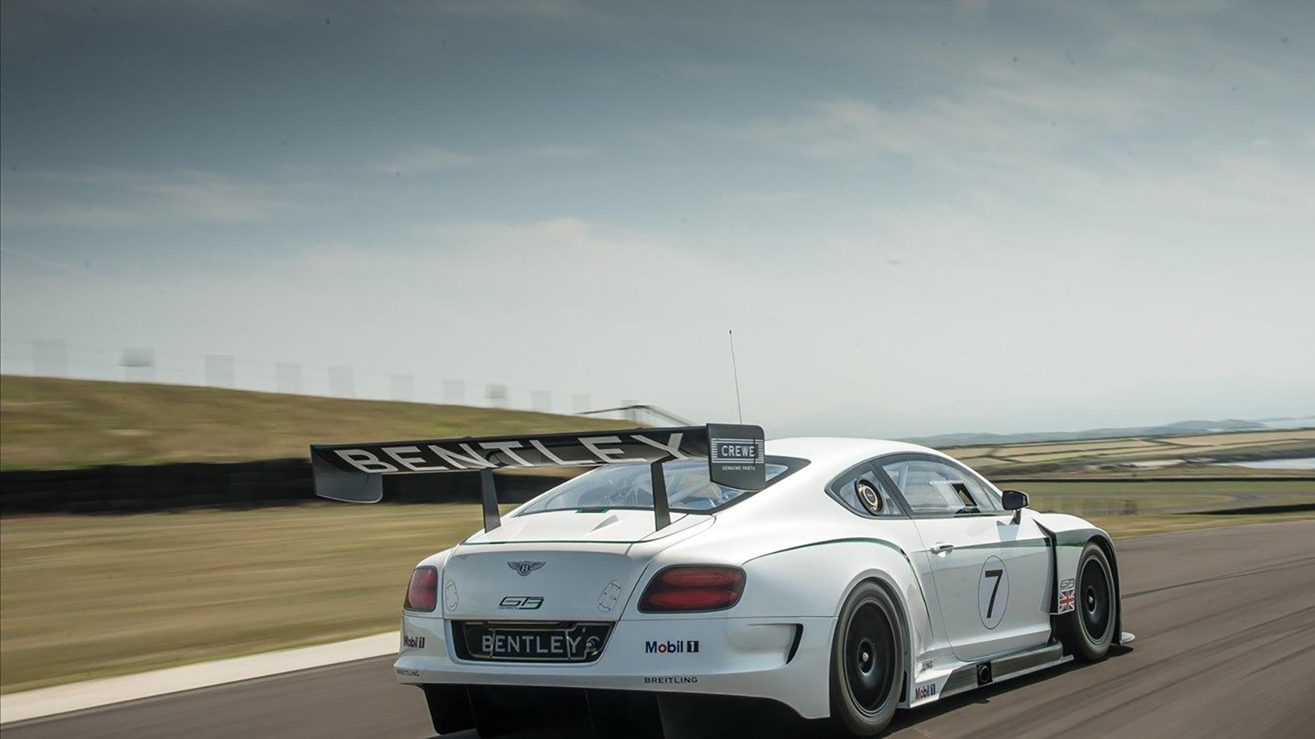 瑞士马术协会与非洲马术协会开展技术援助项目,提升当地水平。