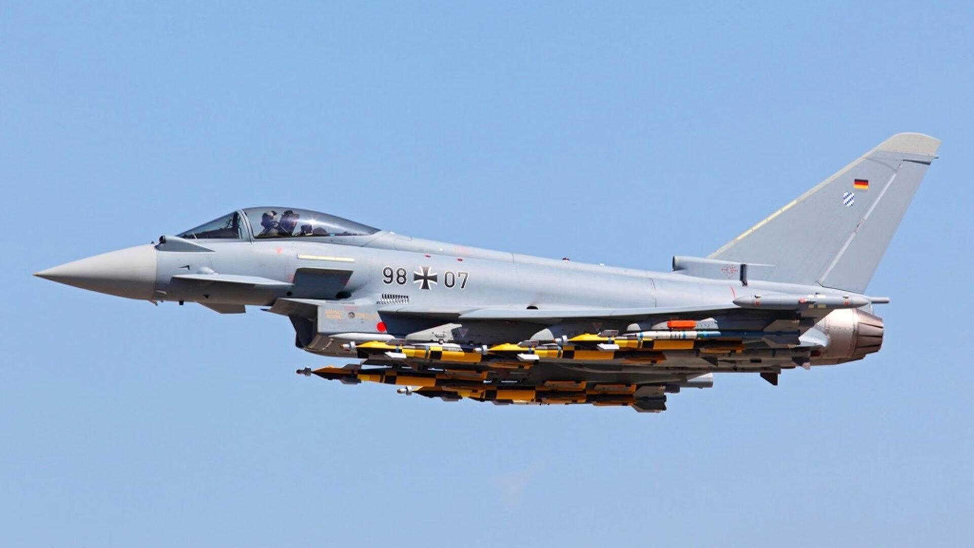 乐鱼（LEYU）体育-高科技助攻：球员数据分析实现个性化训练方案，球员数据表格