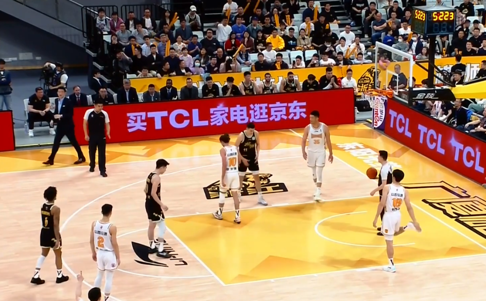 乐鱼体育:CBA球员的薪资结构:如何更加合理,激励球员进步?的简单介绍 乐鱼体育:CBA球员的薪资结构:如何更加合理,激励球员进步?的简单介绍