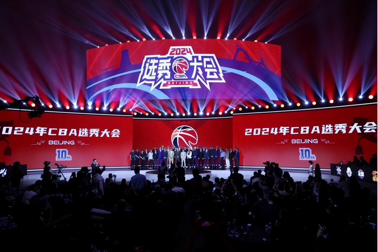 乐鱼体育：CBA球队的退役球员关怀：如何帮助退役球员顺利转型？的简单介绍