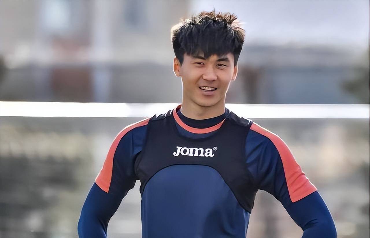 关于乐鱼体育:吴少聪:在欧洲联赛中获得首发机会,表现稳定的信息 关于乐鱼体育:吴少聪:在欧洲联赛中获得首发机会,表现稳定的信息