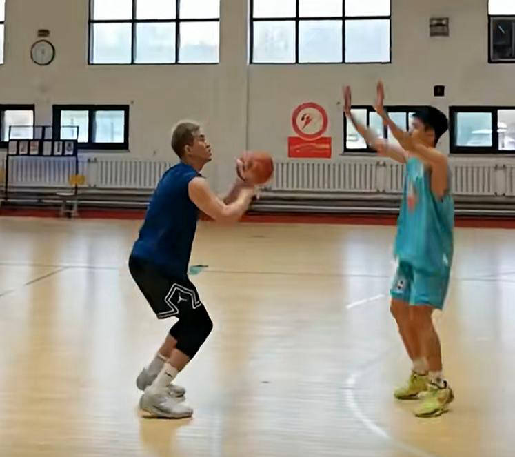 乐鱼体育：篮球训练赛事：提升技能，挑战自我的简单介绍