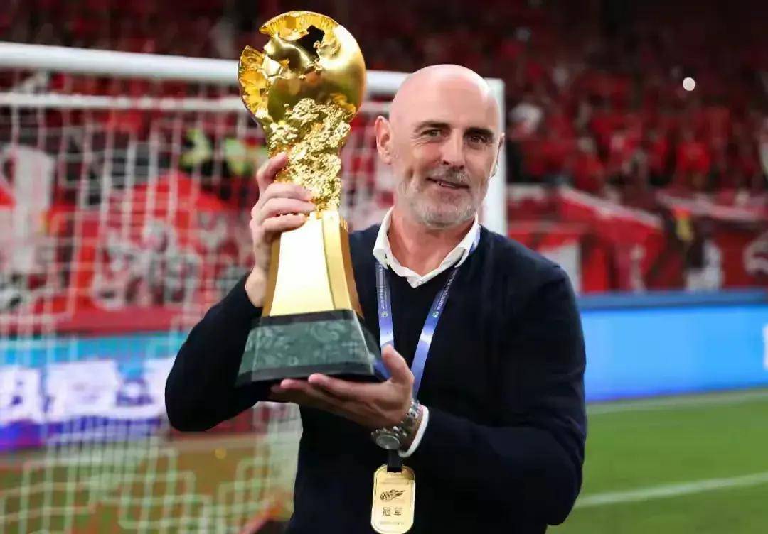 乐鱼体育:中超外援巨星云集,联赛竞争激烈升级(2021中超大牌外援) 乐鱼体育:中超外援巨星云集,联赛竞争激烈升级(2021中超大牌外援)